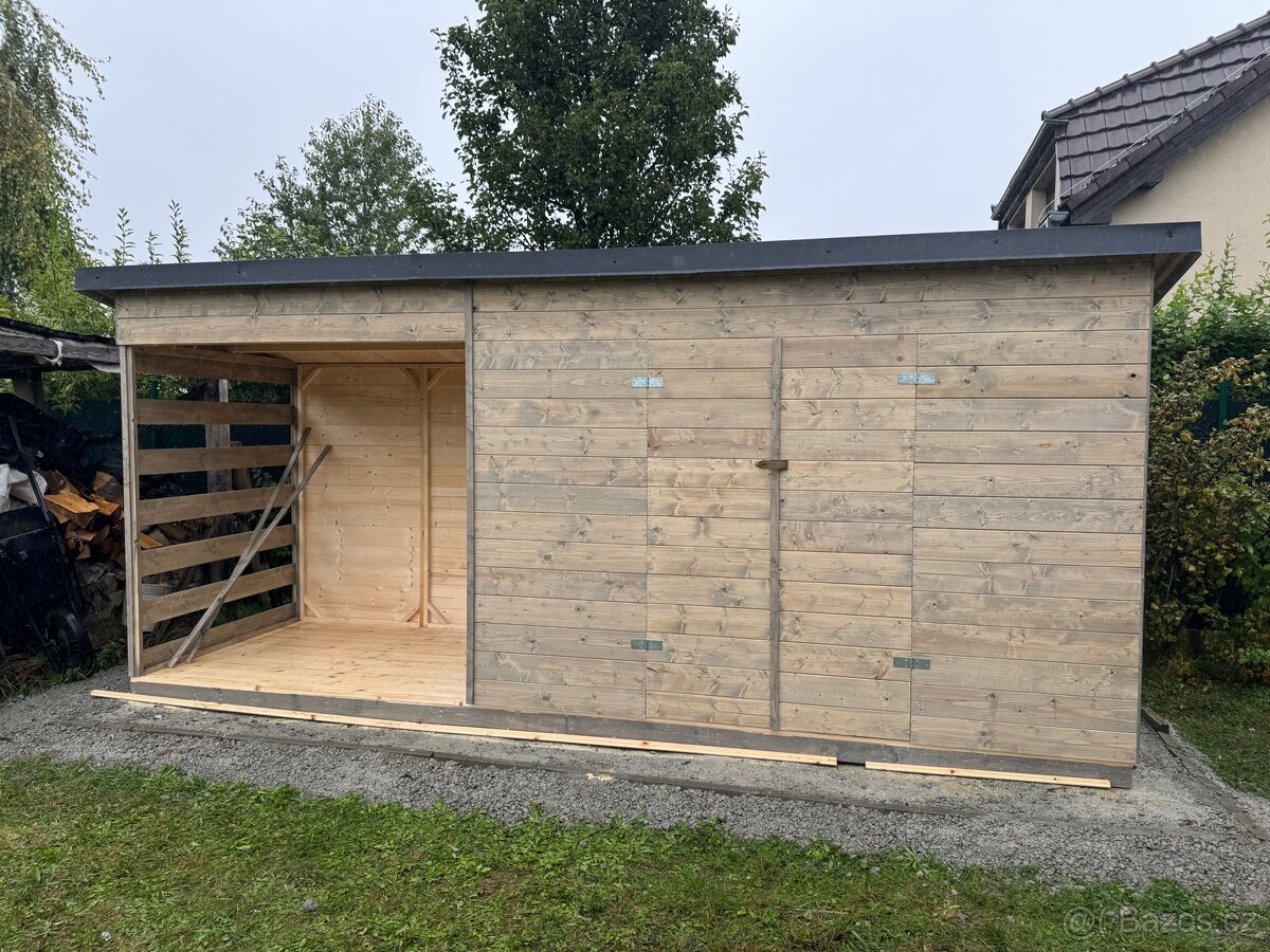 Domek s dřevníkem - 3