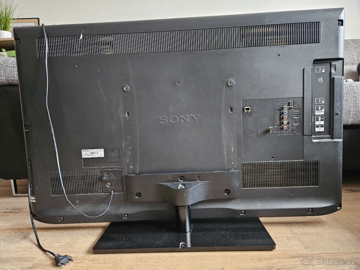 Prodám TV Sony Bravia vč. Set-top boxu - 3