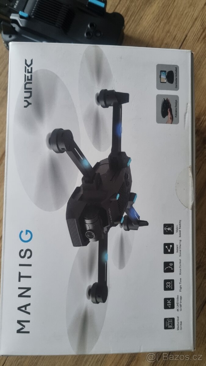Dron yuneec mantis G - 3