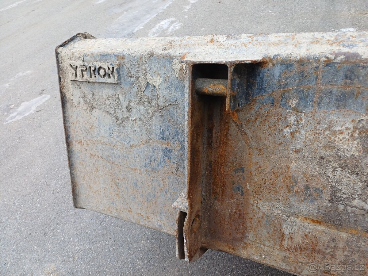 Lopata na Locust nebo UNC - 3