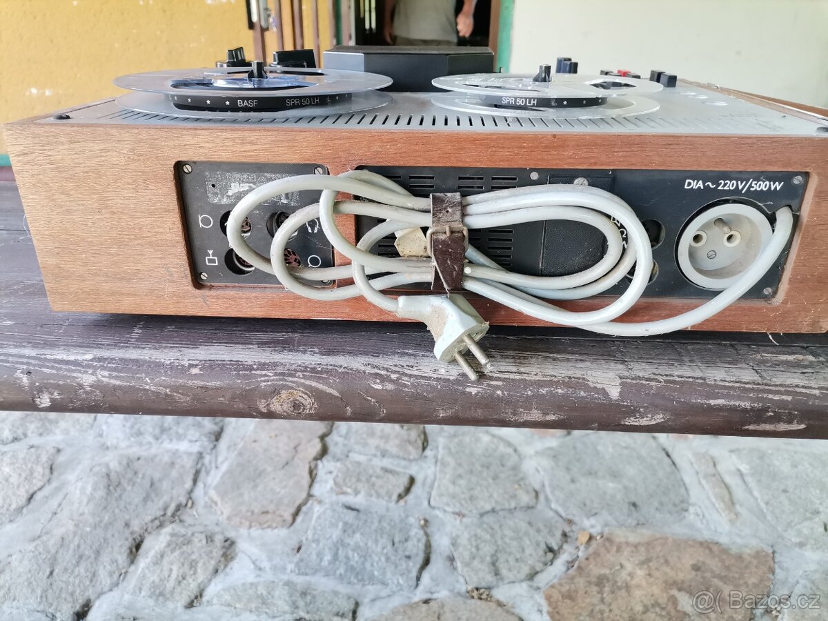 Magnetofon Tesla B117 - 3