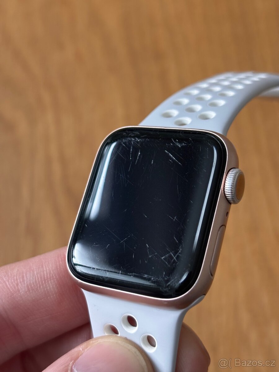 Apple Watch 5 GPS 40mm rose gold - 3