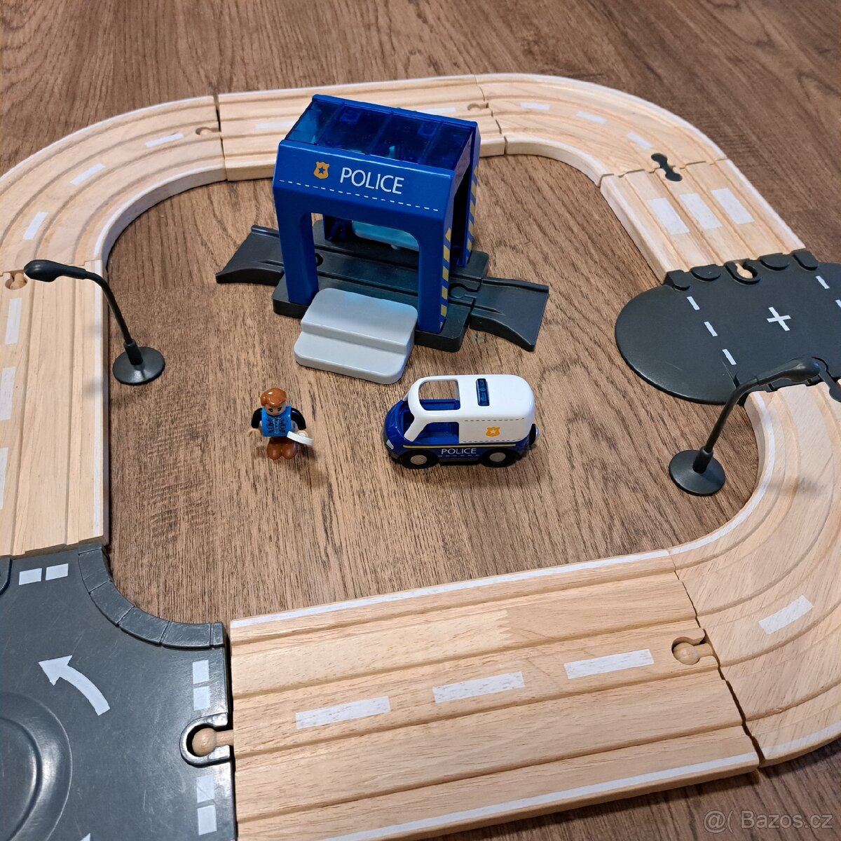 Koleje, vláček, městečko, letiště - 3