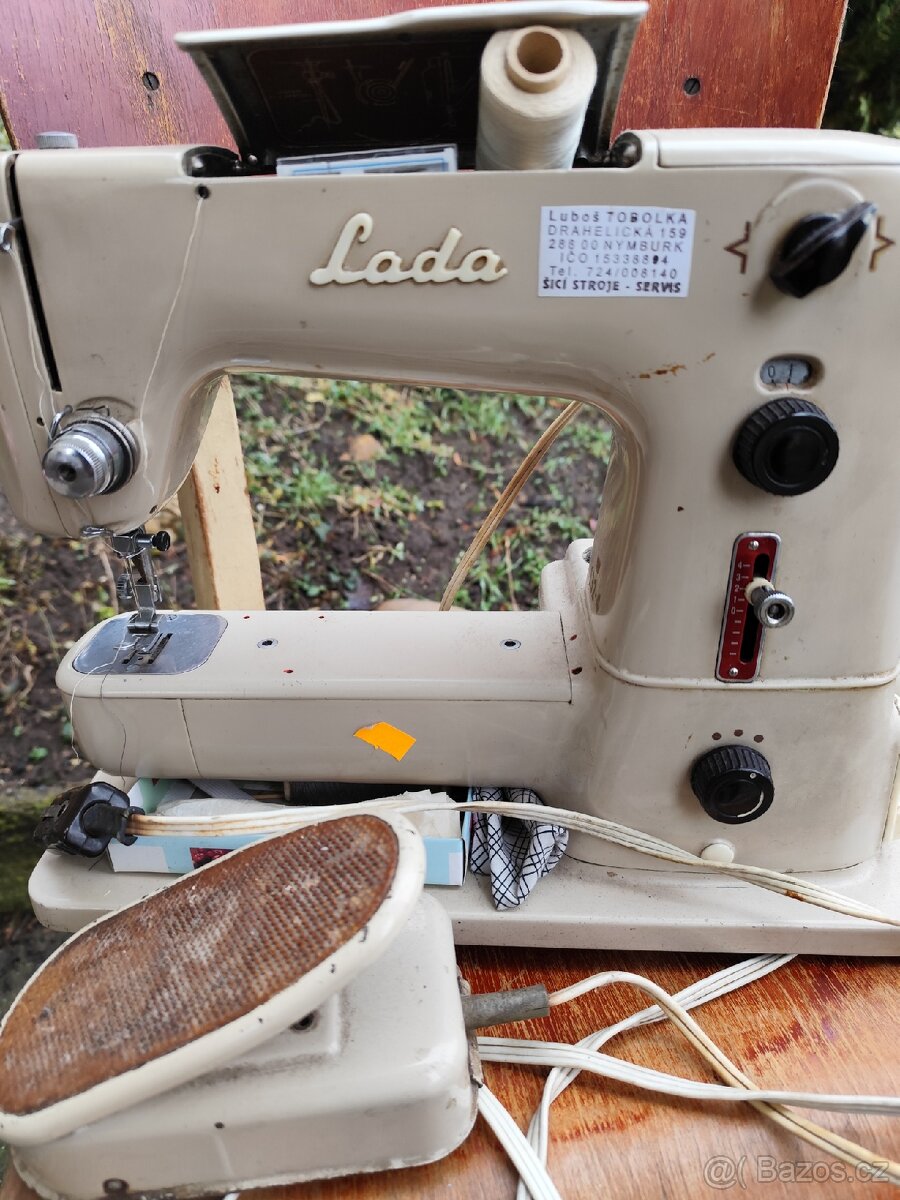 Šicí stroj Lada - 3