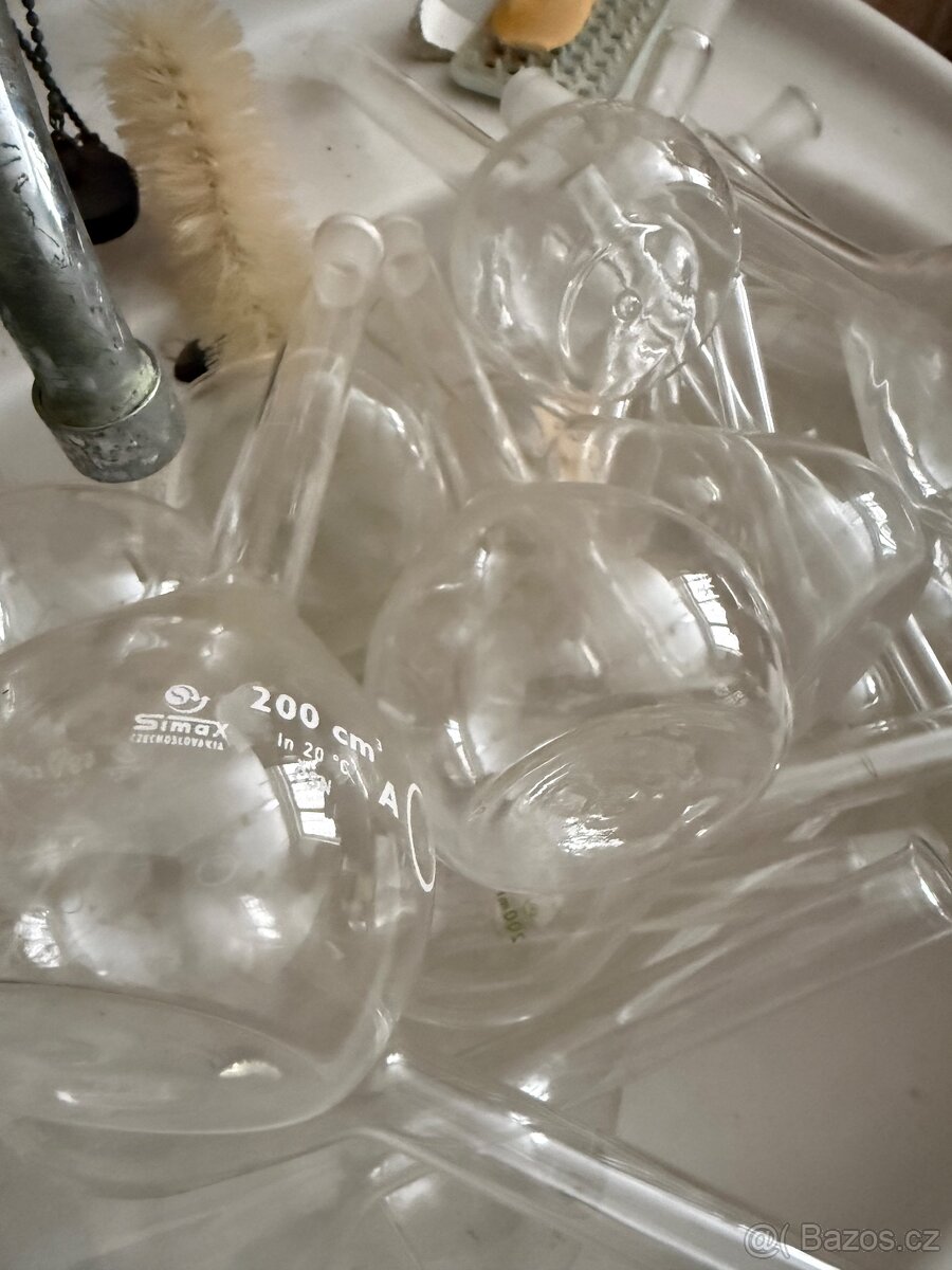 Laboratorní sklo - 3
