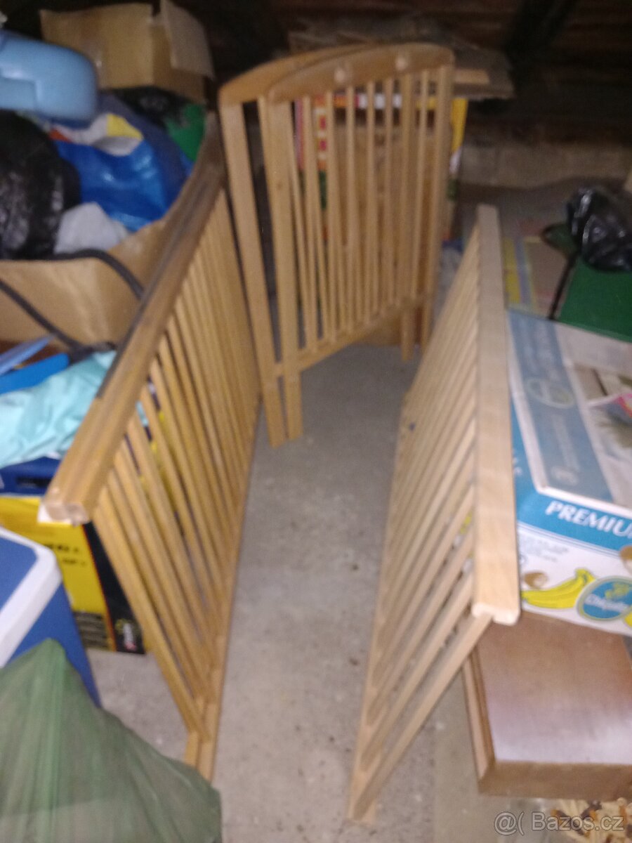 ohrádka na saně, dětská postýlka - 3