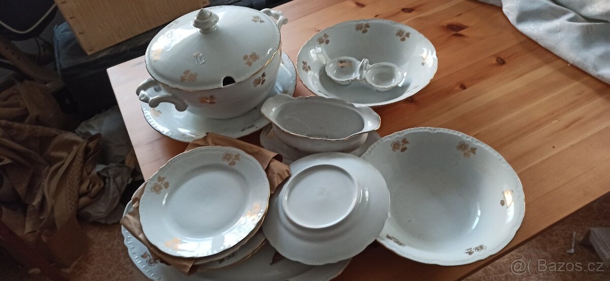 jídelní servis - 3