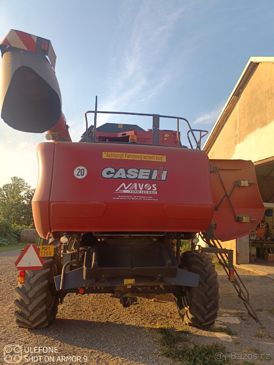 Kombajn Case 8010 - 3