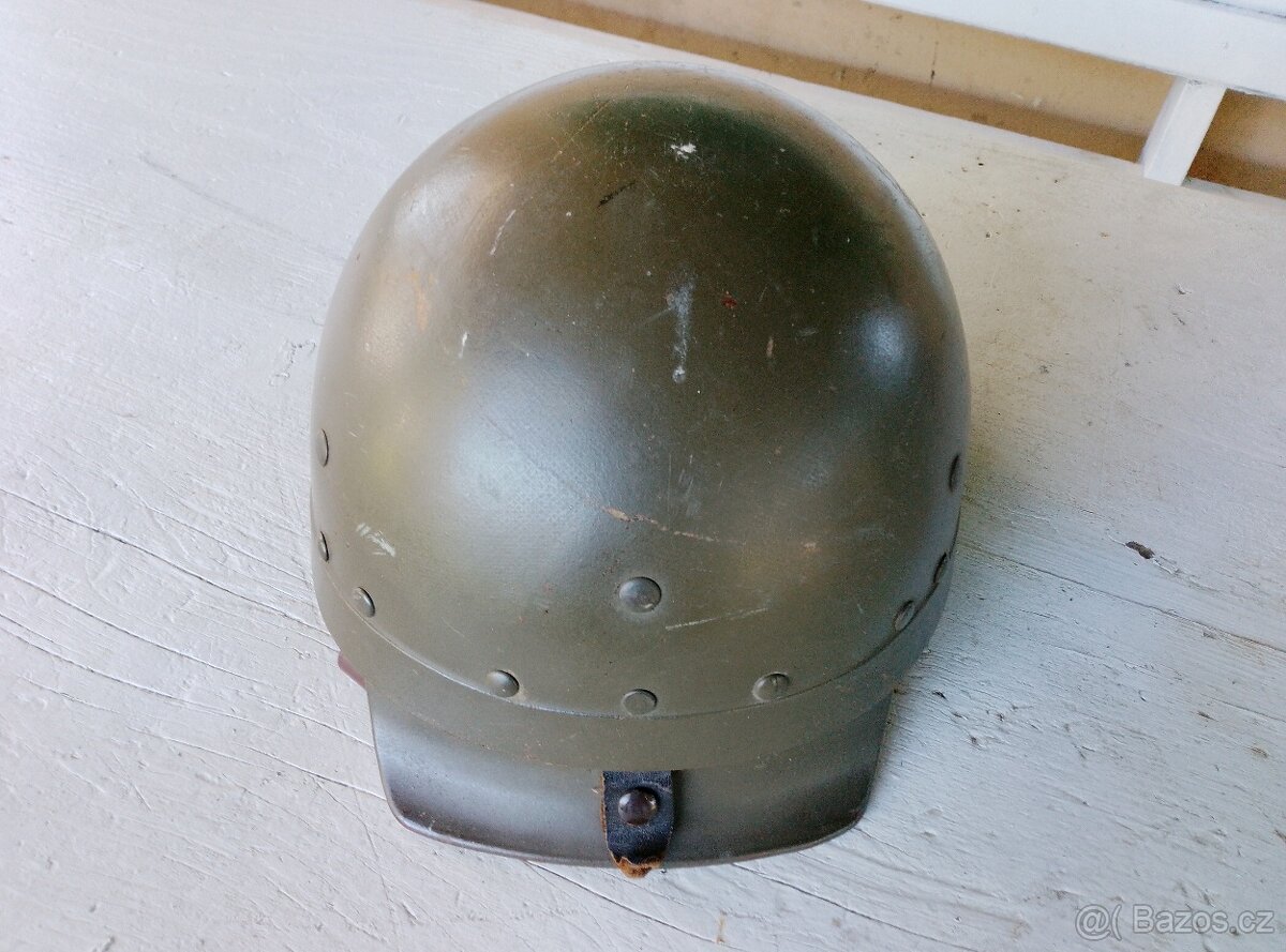 Tankististicka přilba (helma) - 3
