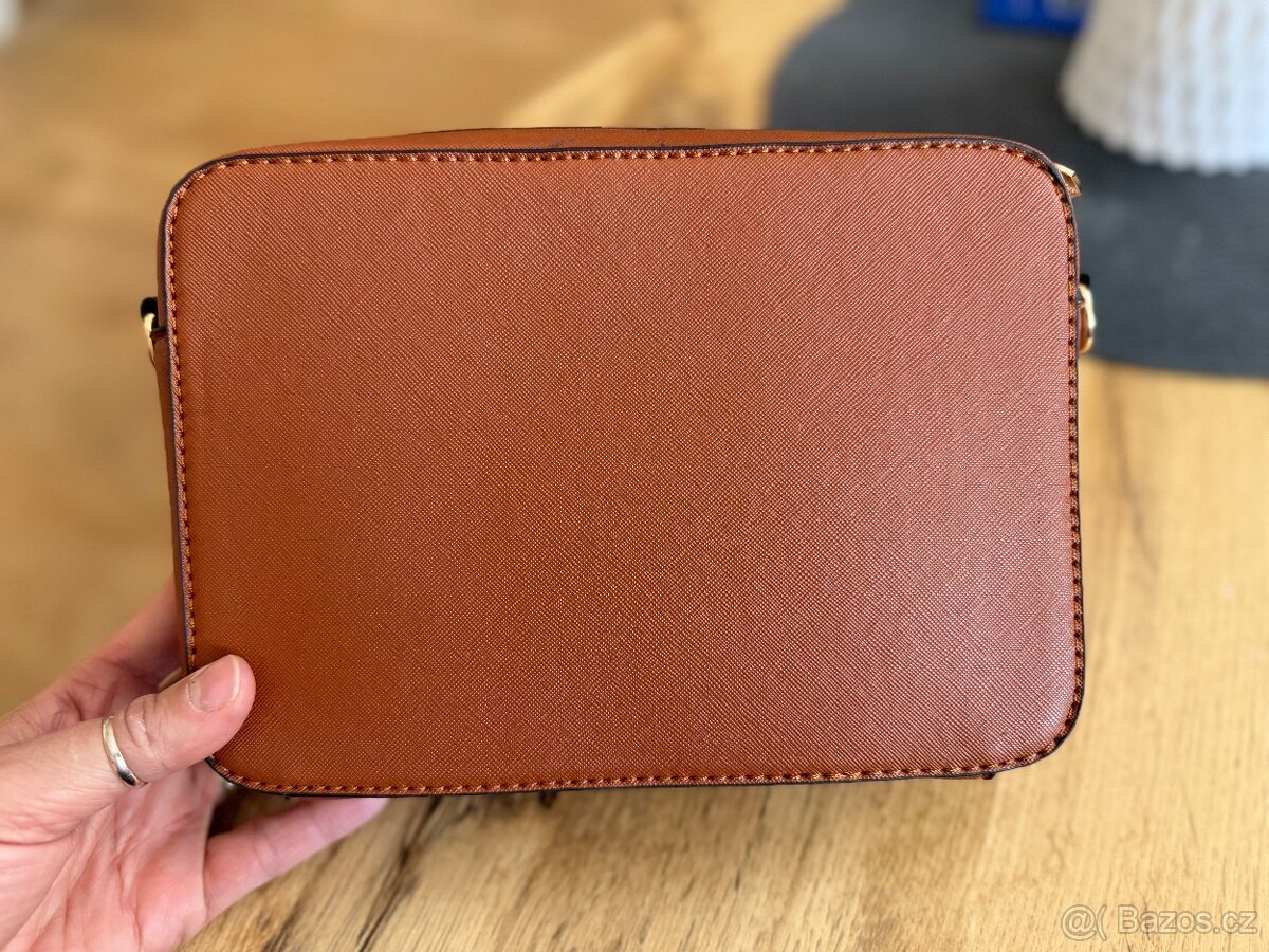 Dámská kabelka crossbody hnědá - 3