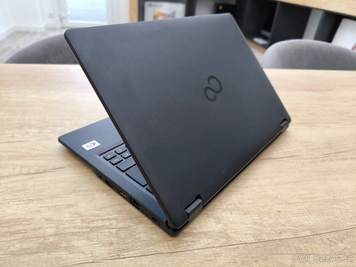 Fujitsu LifeBook E5411 - ZÁRUKA 2 ROKY - 3
