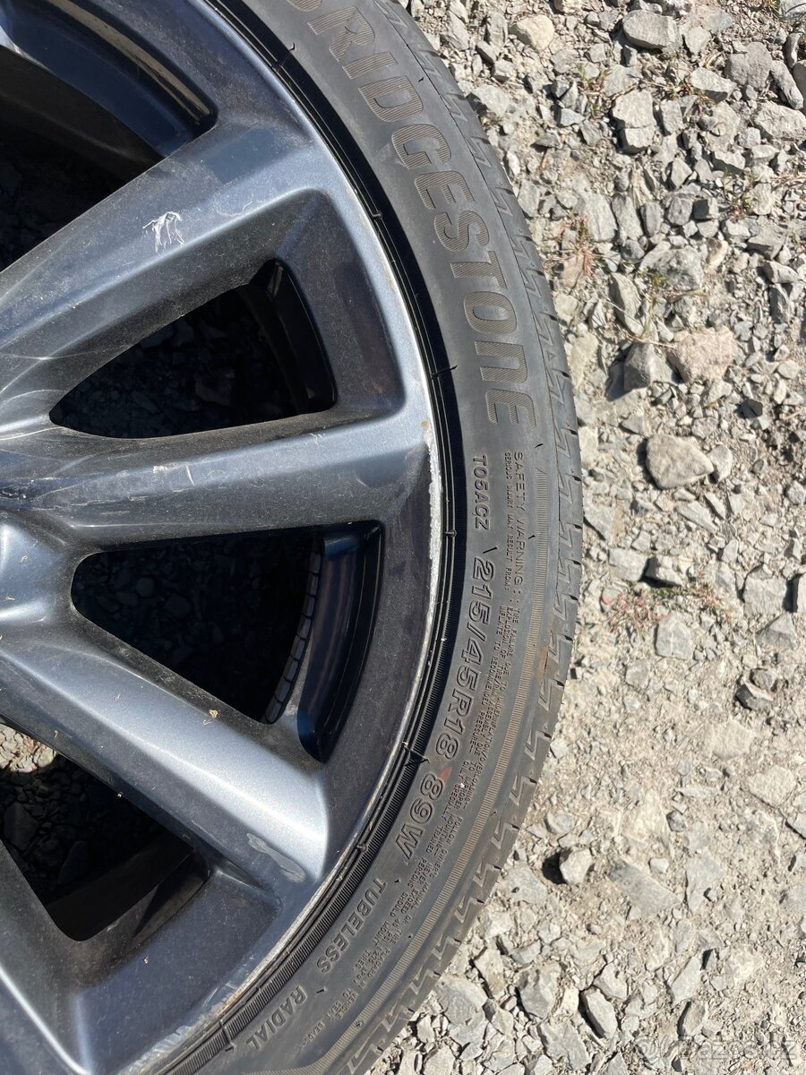 Al kola Mazda R 18 215/45 - 3