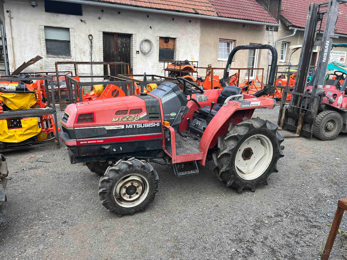 Mitsubishi MT 226 D , 4x4 - 3