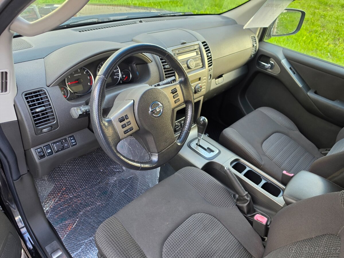 Nissan Navara/Parhfinder 2,5D AT - 3