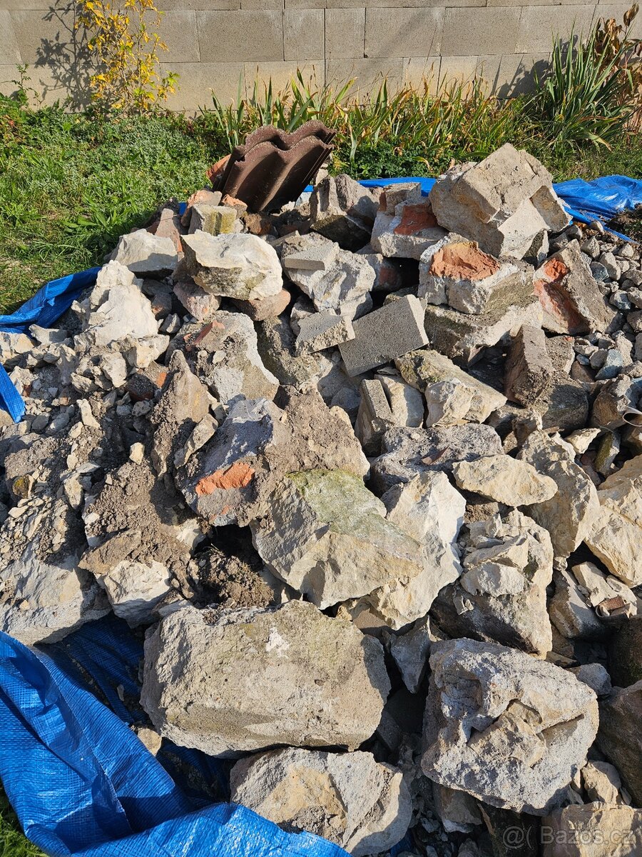 Kameny a beton do základů - 3