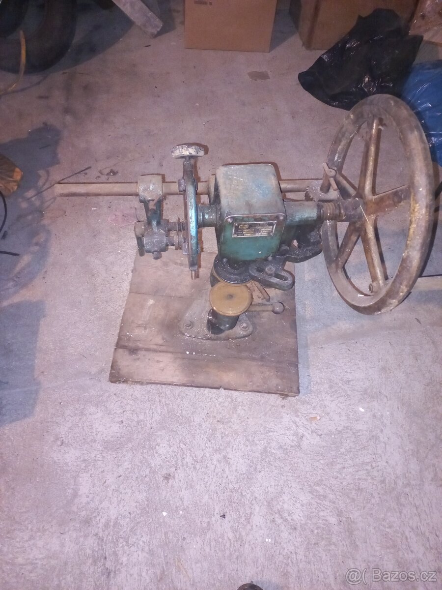 Zavíračka konzerv - 3