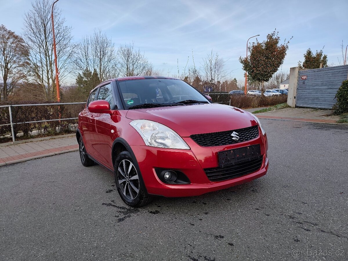 SUZUKI SWIFT 1.2VVTi 69KW ●4x4● PO SERVISU ●121.450 KM● - 3