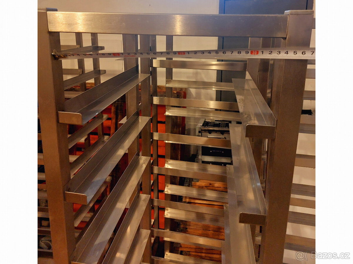 Nerezový přepravní vozík pro jídelní tácy, 5ks - 3