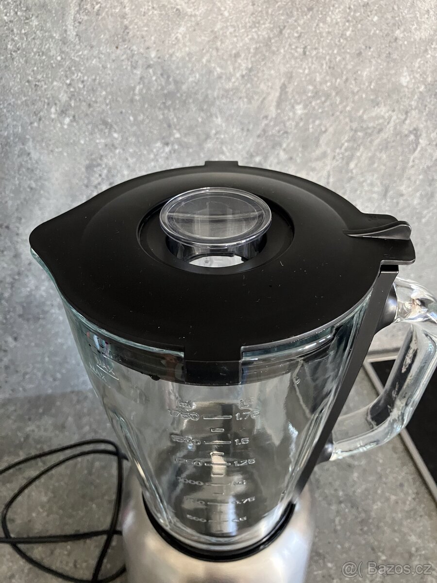Stolní mixér, téměř nový - 3