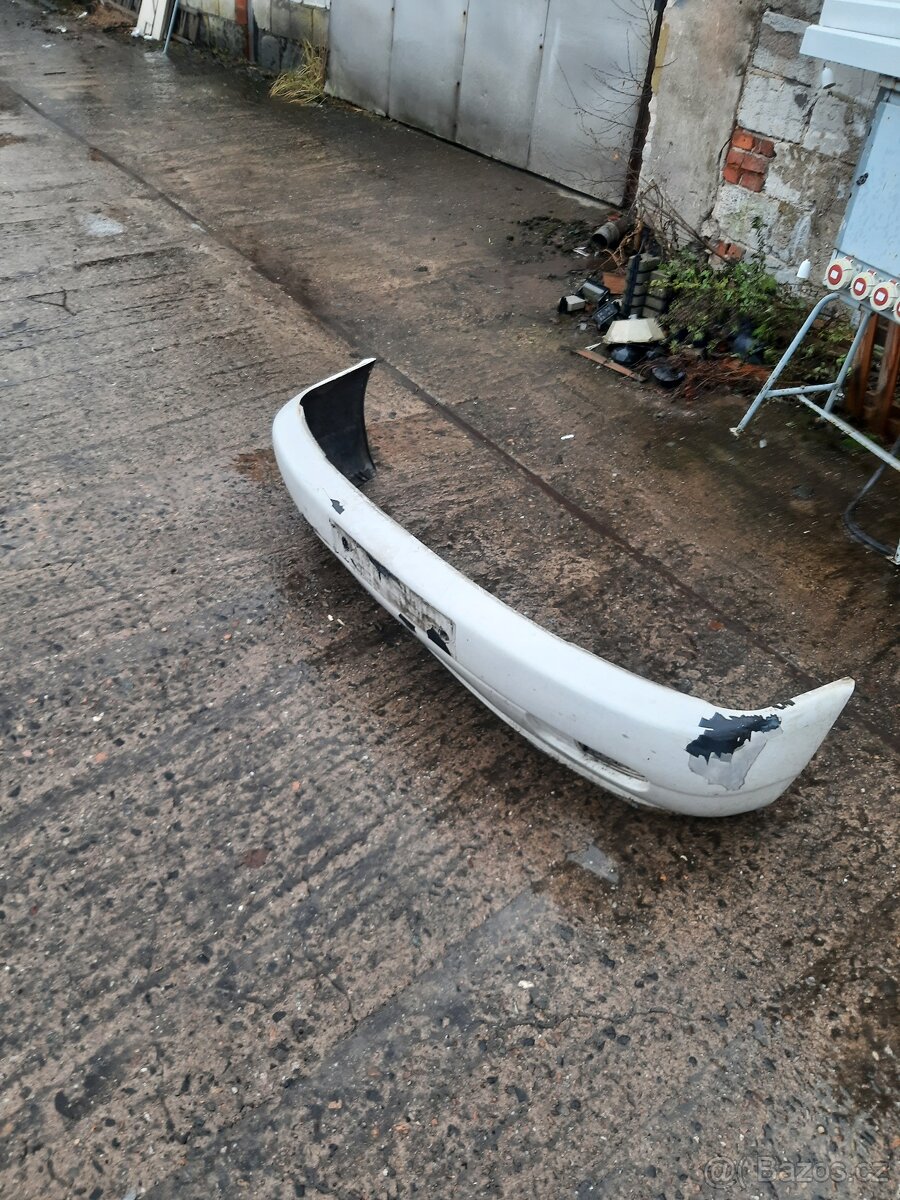 Přední nárazník Volkswagen Transporter T4 - 3