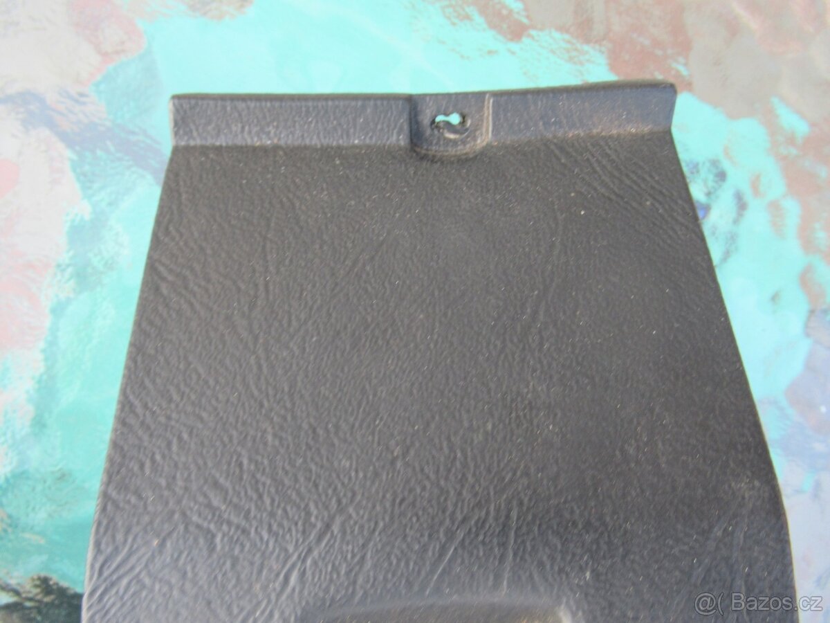 Kryt pod volant BMW E28 - 3