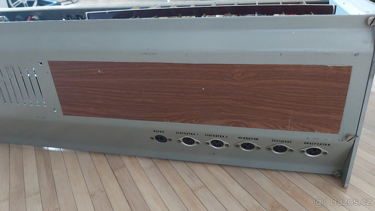 Elektronické klávesy retro - 3