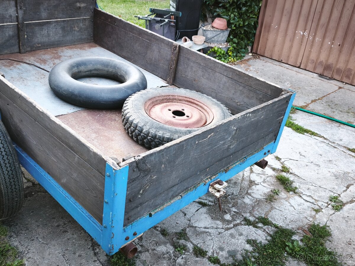 Vlek nejen k PF62 - 3
