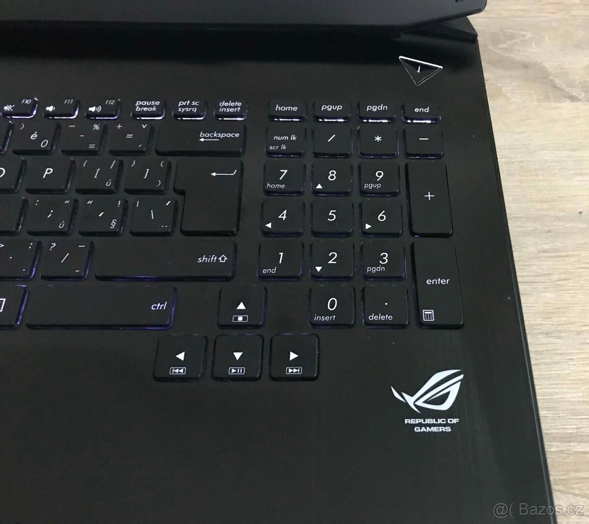 Herní Asus Rog G750 + příslušenství - 3