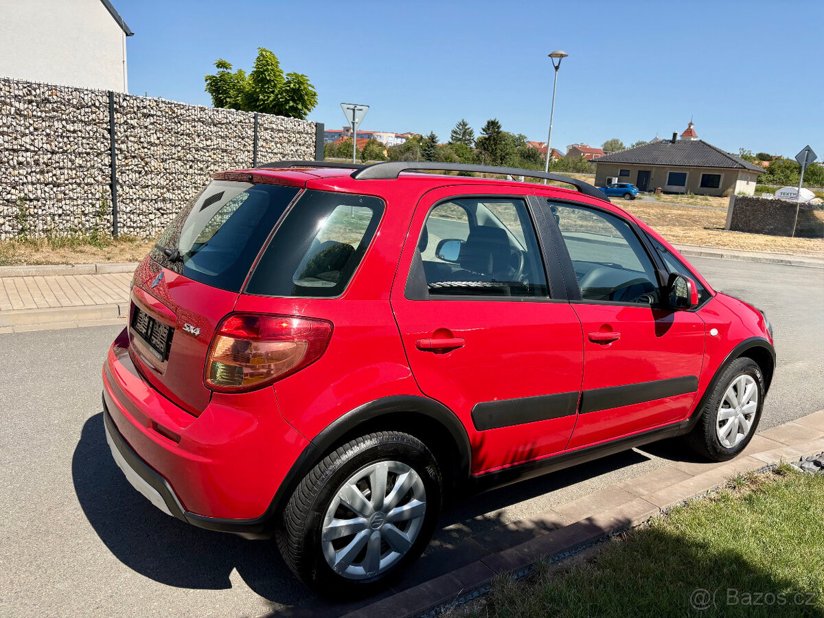 Suzuki SX 4 1.5i, klima, multifunkční volant - 3