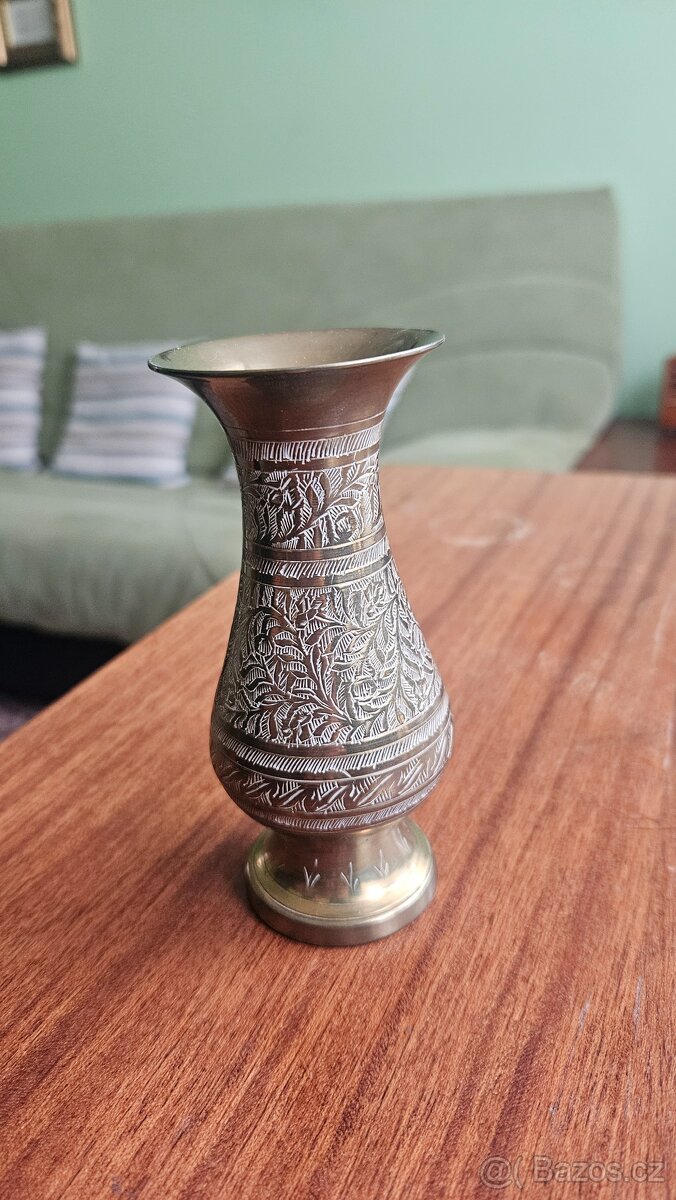 Arabská tepaná souprava - 3