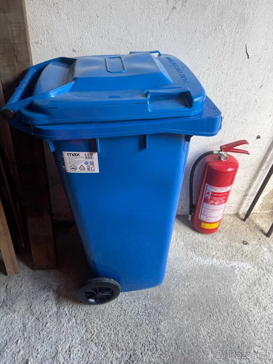 Plastová popelnice 120l - 3