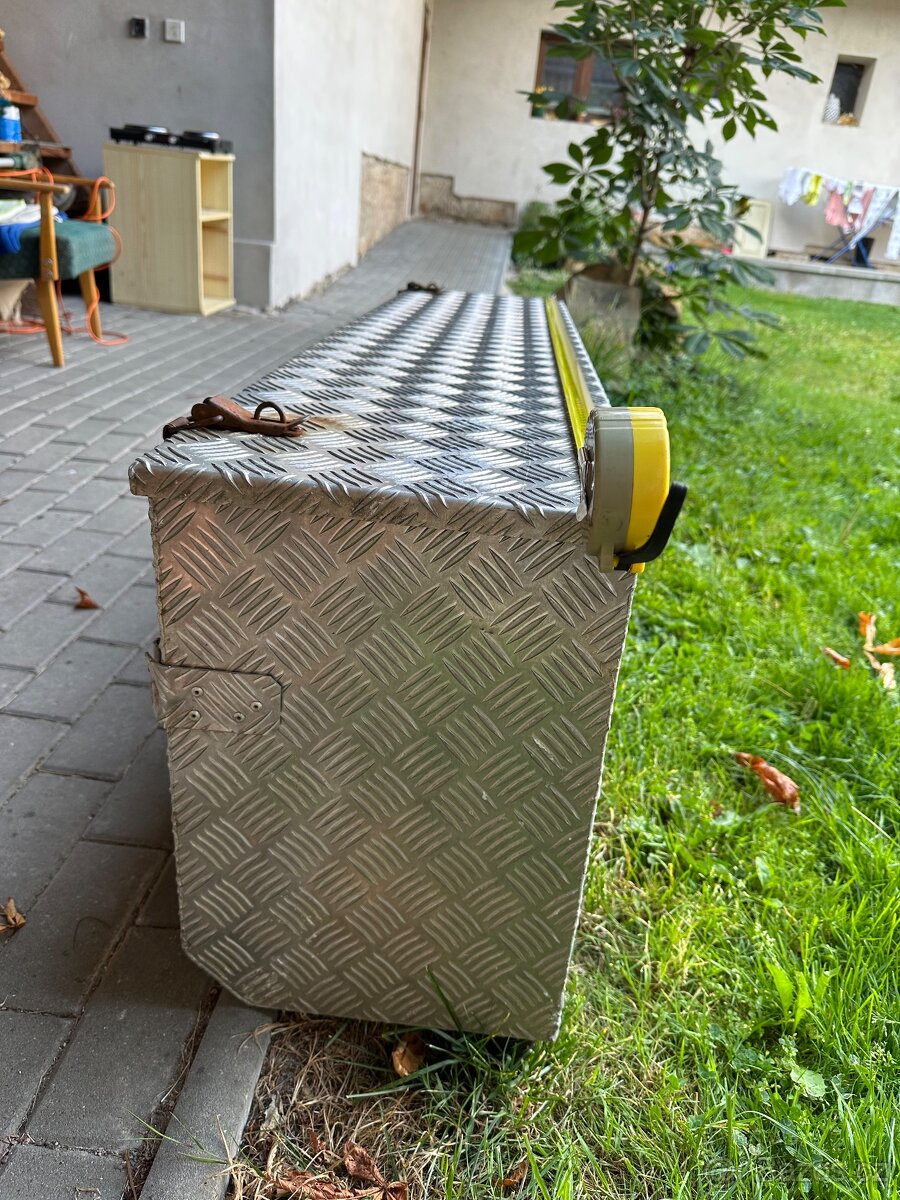 Přepravní box