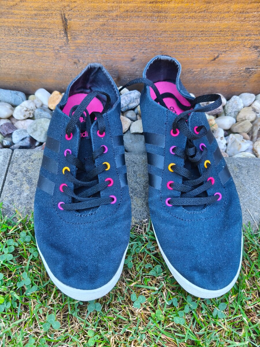 Dámské boty ADIDAS černé ve vel. 39 1/3 - 3