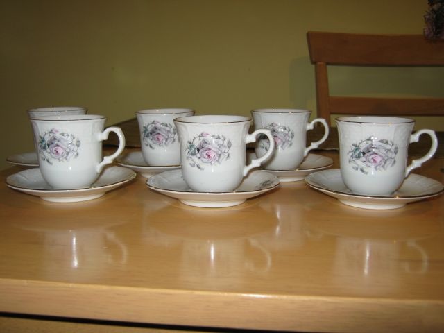 --- PORCELÁNOVÝ SERVIS NA KÁVU zn. THUN --- - 3