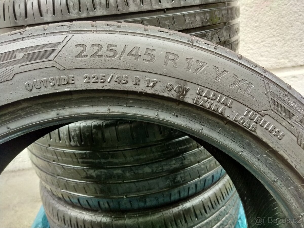 Letní pneu Barum Bravuris 225/45 R17 94 V XL - 3