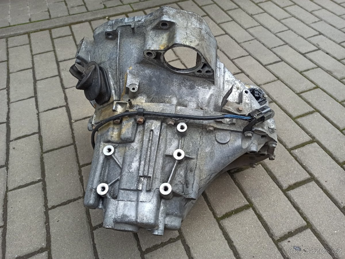 Převodovka Nissan 2.2Di YD22 - 3