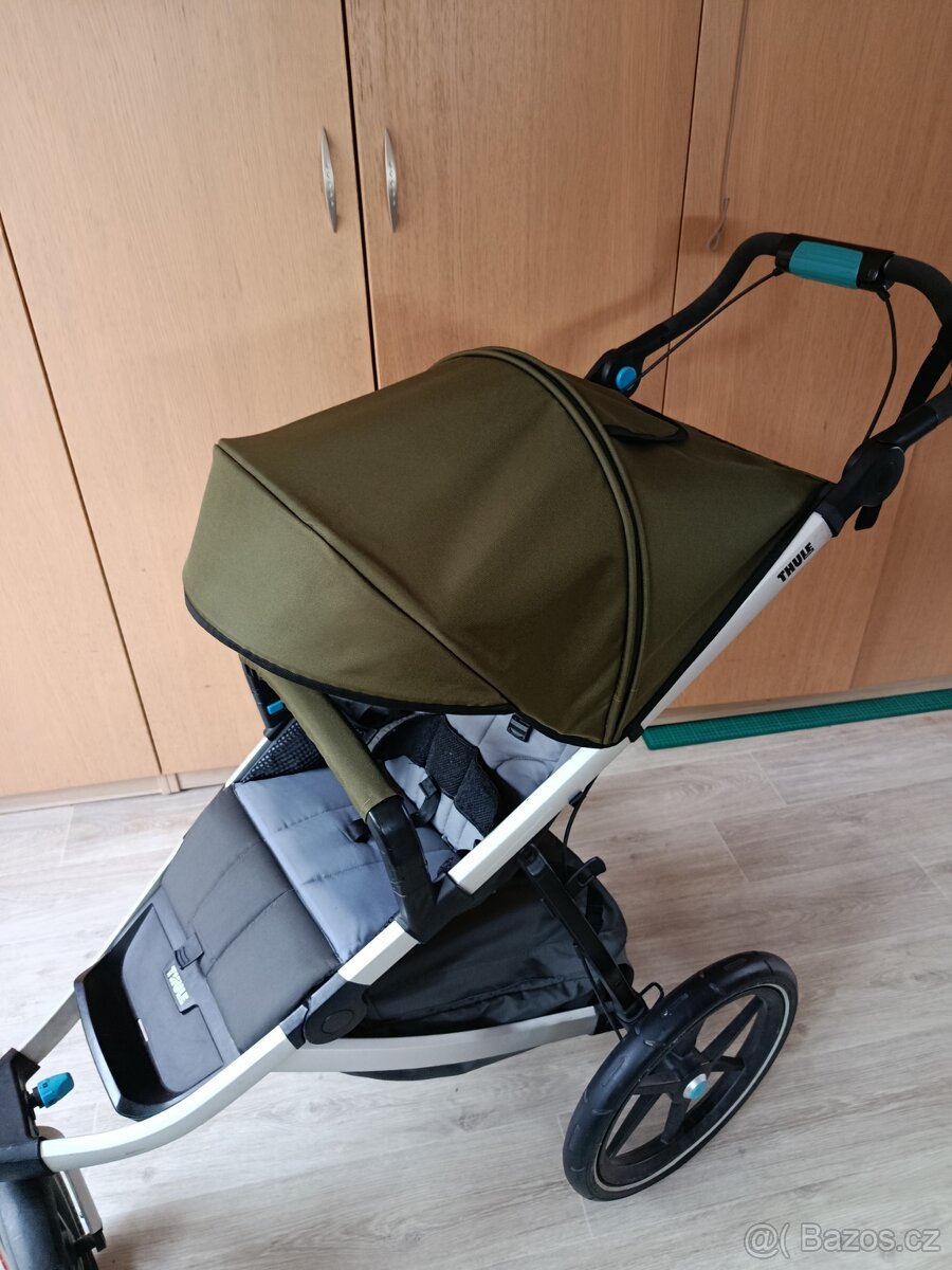 Stříška podle Thule Urban Glide2 + potah zdarma - 3