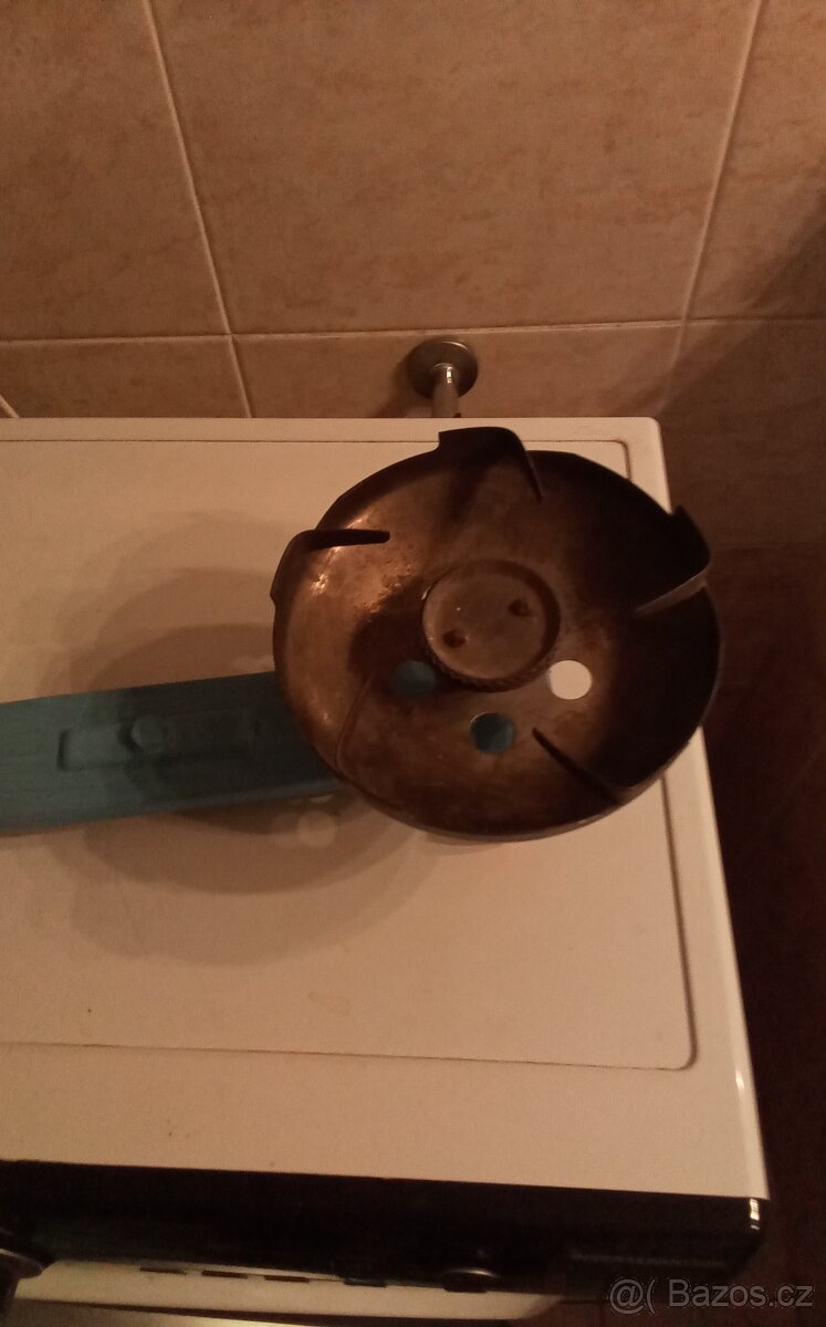 DVOJVAŘIČ NA PB - 3