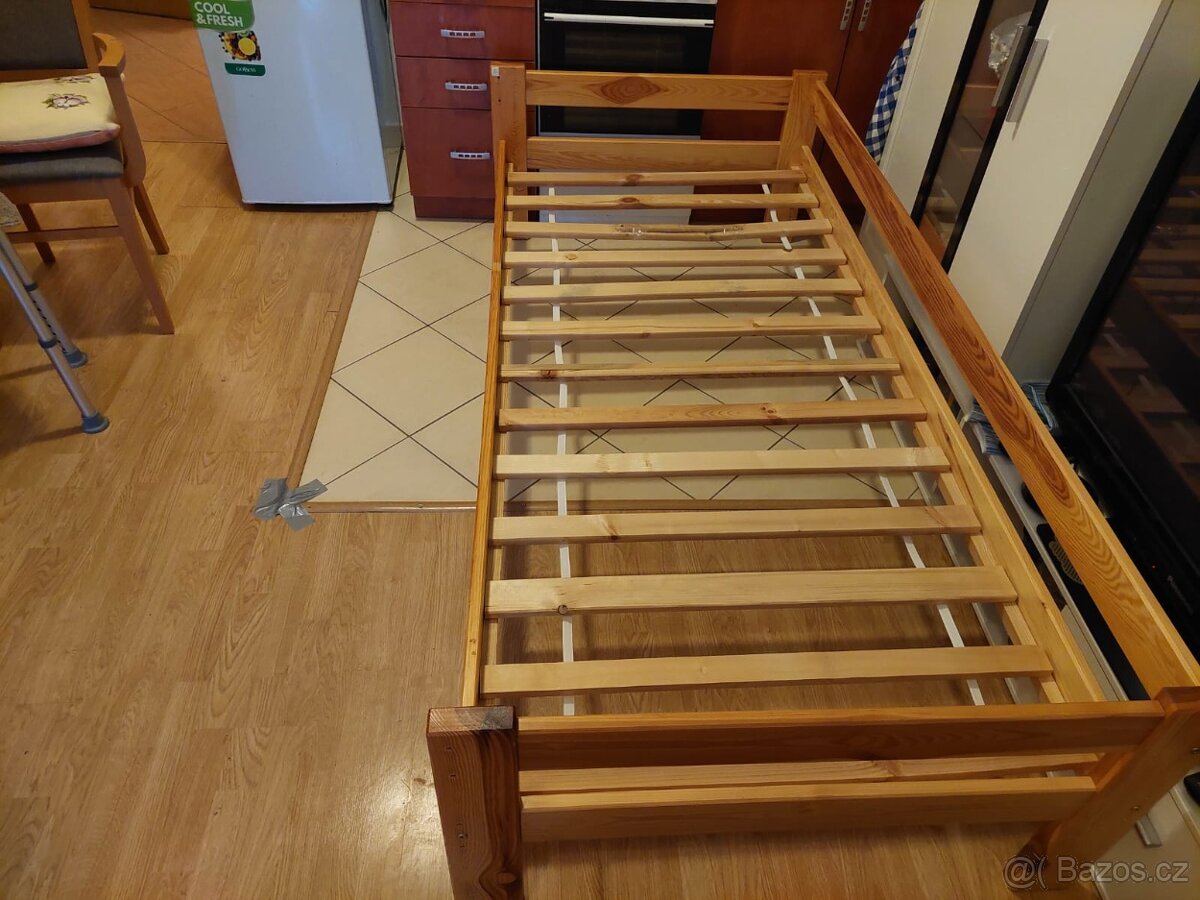 Postel 200x90, masiv - 3