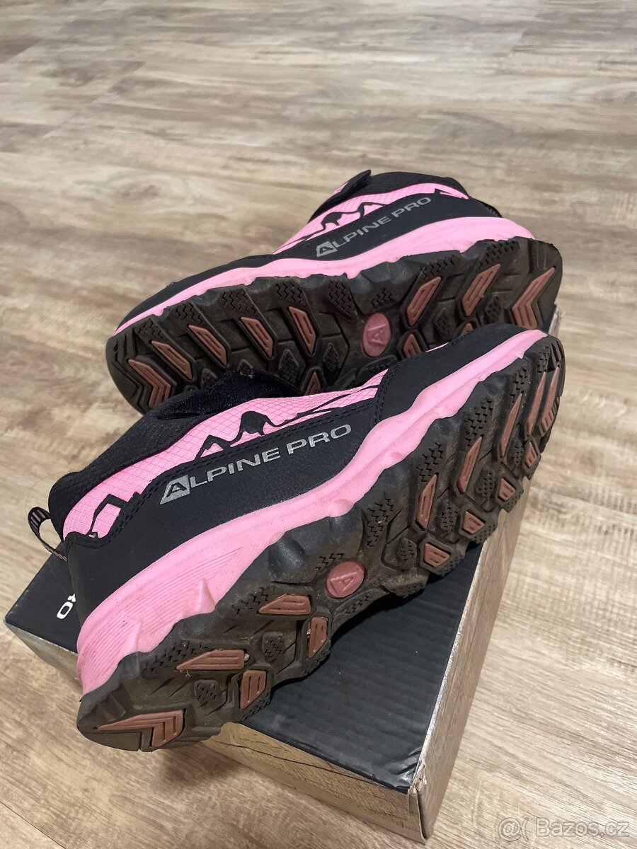 Turistická obuv vel. 33 - 3