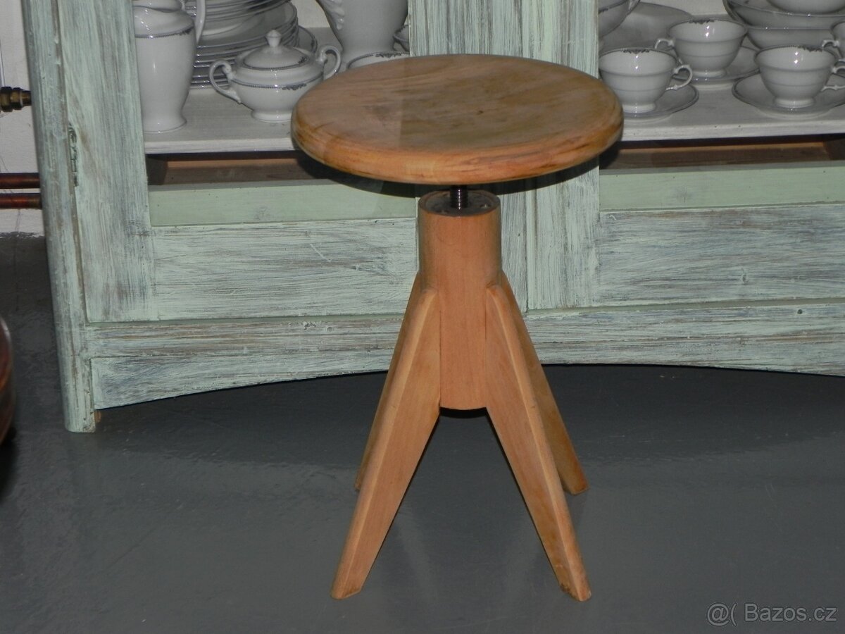 Stará pianová stolička - 3