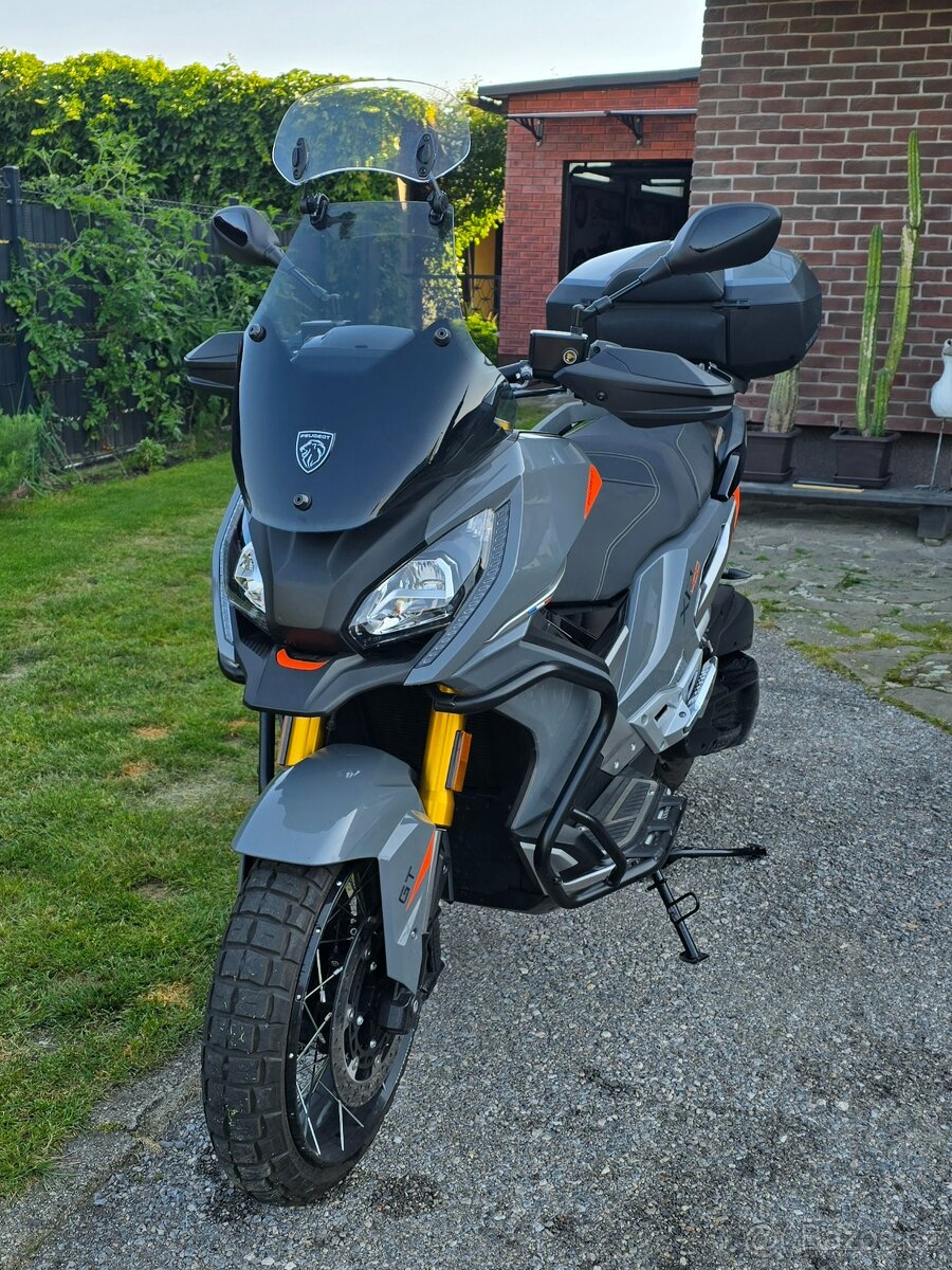 PEUGEOT XP 400 GT - 3