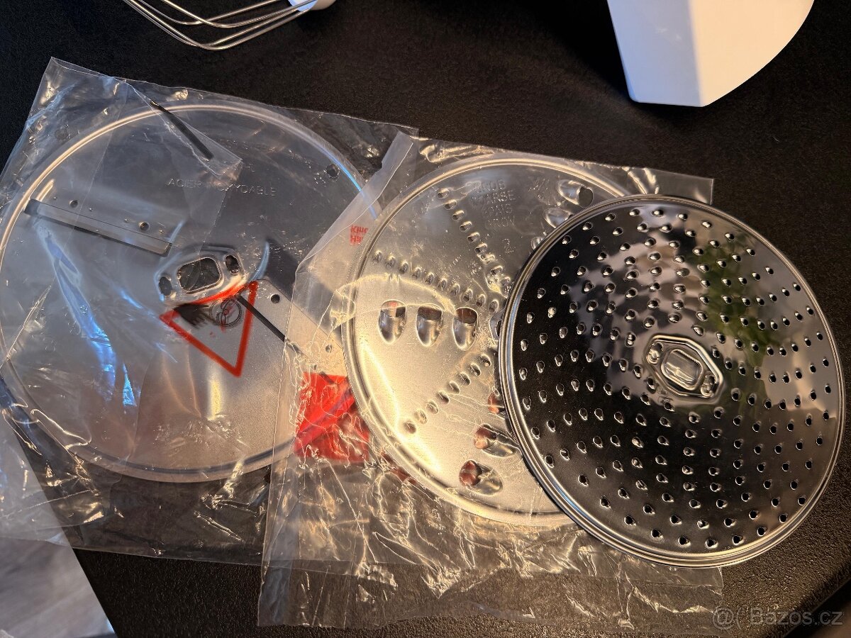 Kuchyňský robot Bosh mum 5 - 3