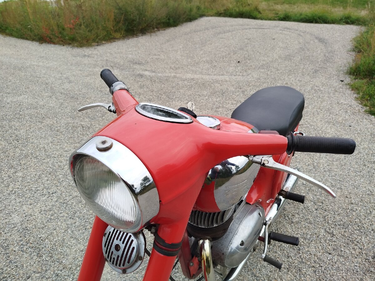 Jawa 250/559 Panelka - 3