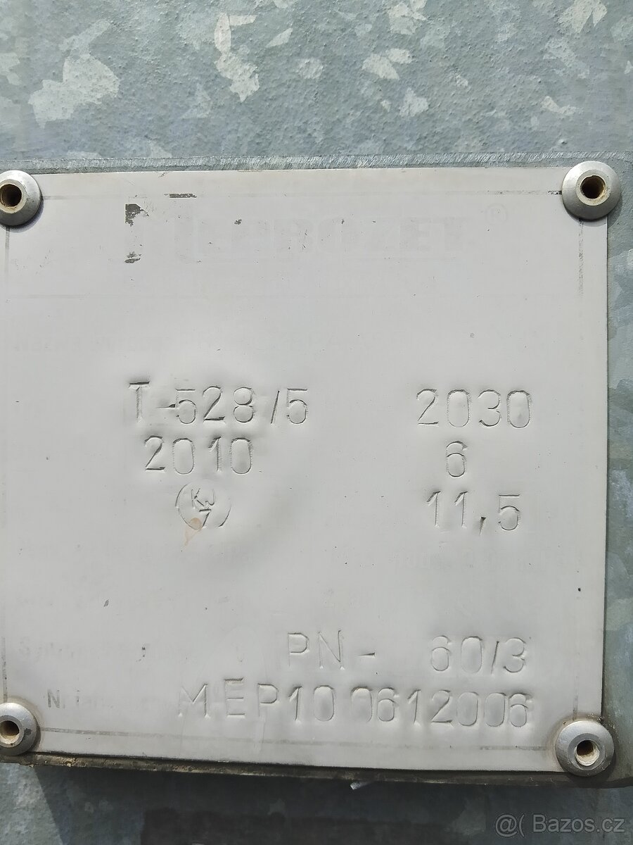 Fekál za traktor 6m3 - 3