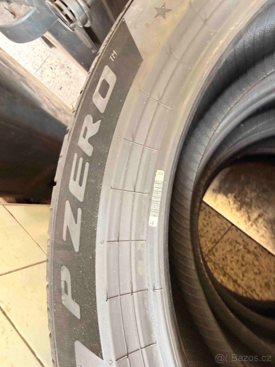 Pirelli P Zero , letní dot 25 , 245/45/19 - 3