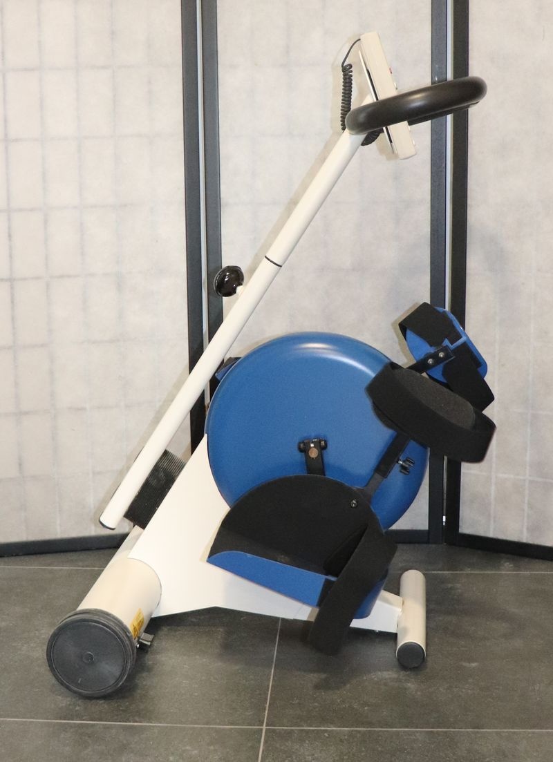 Motomed Viva 1,na nohy. - 3