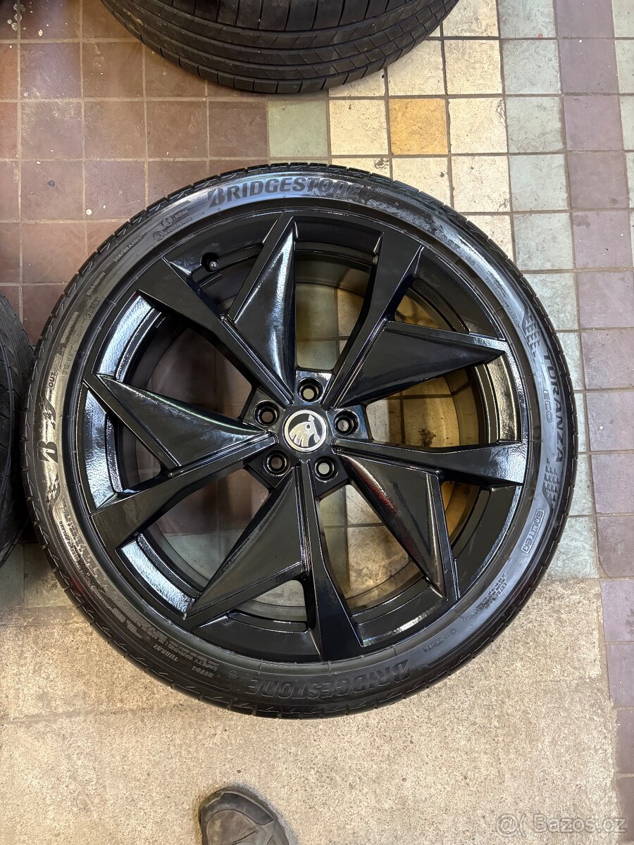 Prodám Alu kolo Vision 21" Enyaq 8,5J x 21“ ET - 3