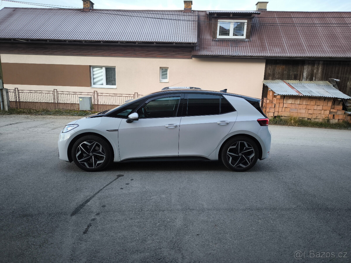 VW ID.3 Pro S 150kw, 77 kWh baterie, TČ, LED MATRIX, kamera - 3