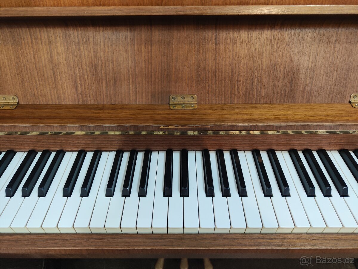 Pianino PETROF - 3